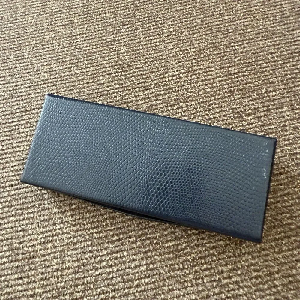 Brooks Brothers Eyeglass Case Hard Shell Blue Magnetic W/glass Cloth